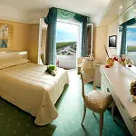Hotel Bristol