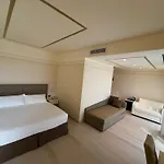 Hotel Bristol