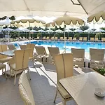 Hotel Bristol