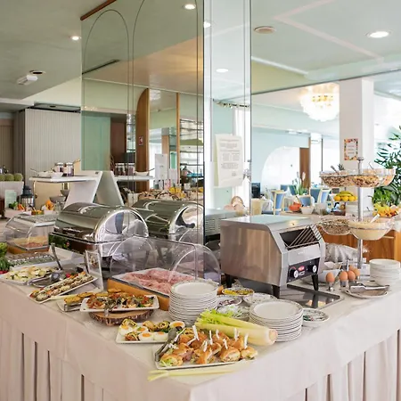 Otel Bristol 4*