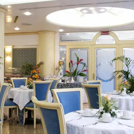 Bristol Hotel 4*